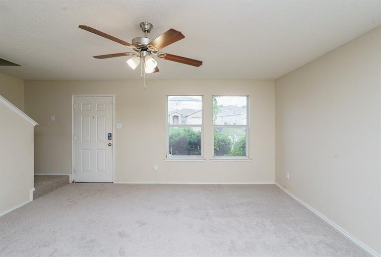 Photo 5 of 19 - 2553 Big Spring Dr, Fort Worth, TX 76120