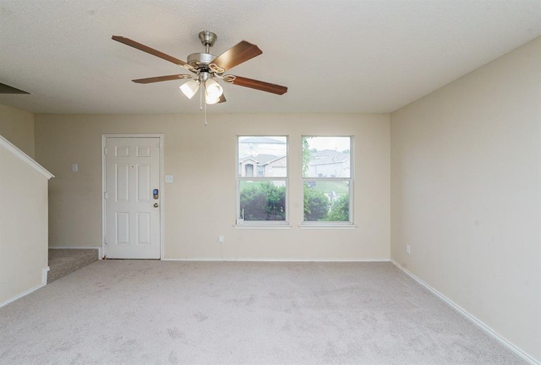 Photo 5 of 19 - 2553 Big Spring Dr, Fort Worth, TX 76120
