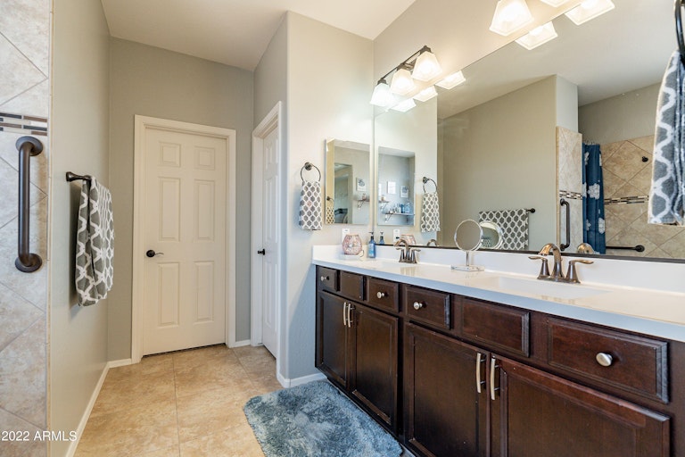 Photo 23 of 43 - 16370 W Lincoln St, Goodyear, AZ 85338