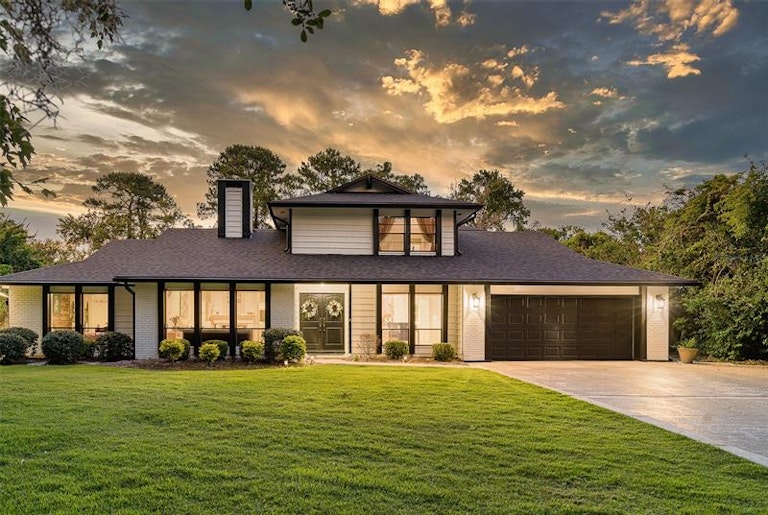 Photo 1 of 51 - 116 Wisteria Dr Unit B, Longwood, FL 32779