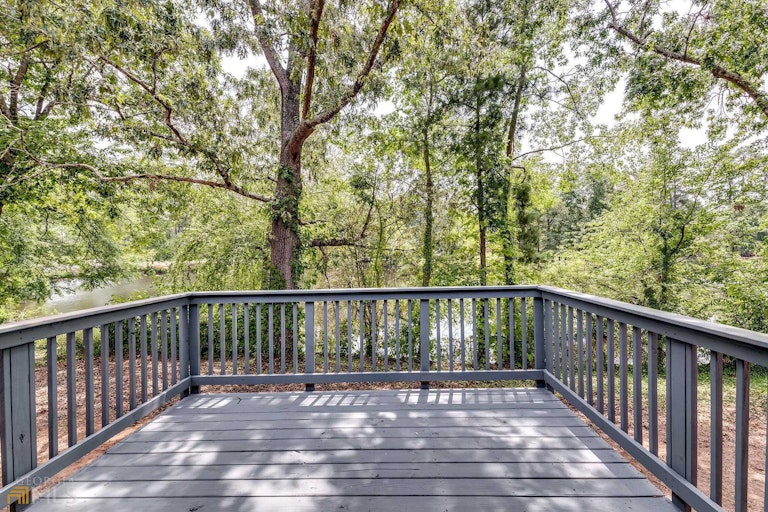 Photo 19 of 24 - 2920 NW Landmark Dr, Conyers, GA 30094
