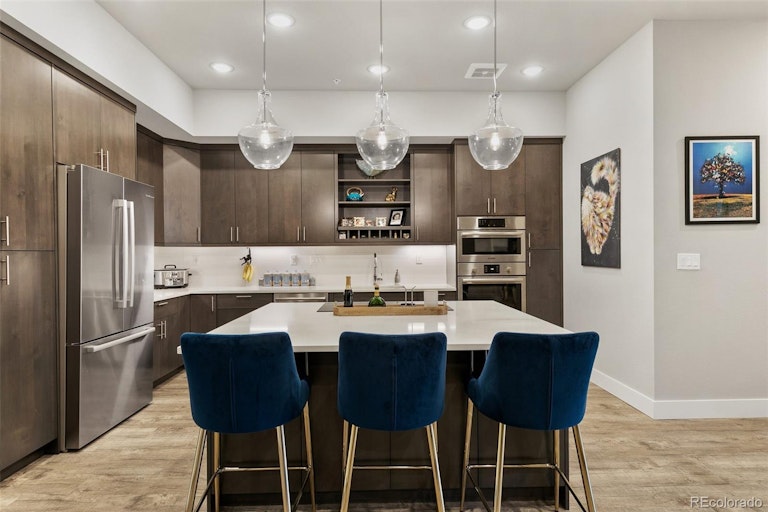 Photo 6 of 15 - 6618 E Lowry Blvd #205, Denver, CO 80230