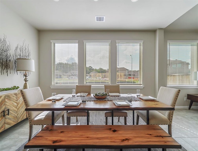 Photo 11 of 30 - 29607 Sterling Knoll Dr, Missouri City, TX 77441