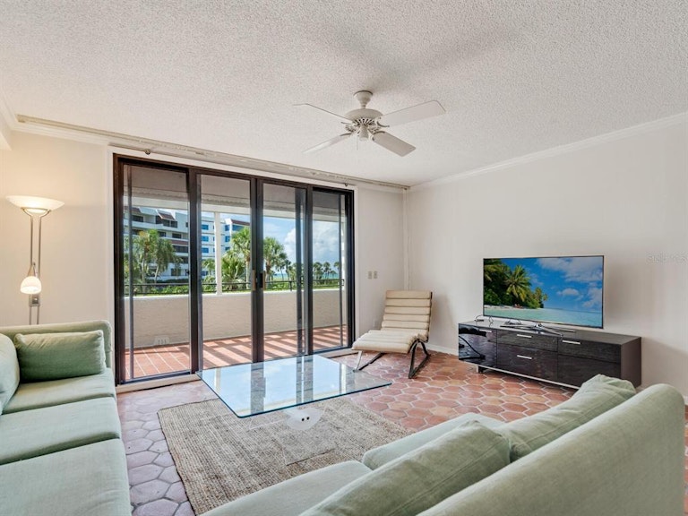 Photo 11 of 39 - 1485 Gulf Of Mexico Dr #103, Longboat Key, FL 34228