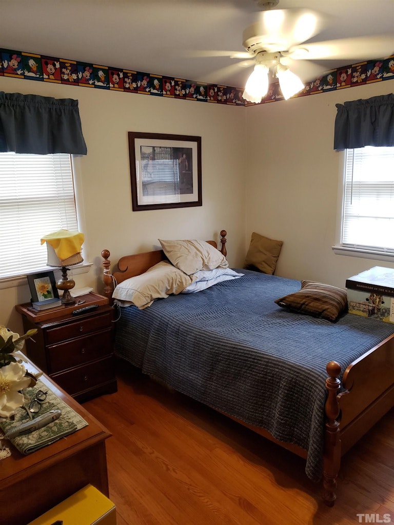 Photo 11 of 20 - 822 Union St, Cary, NC 27511