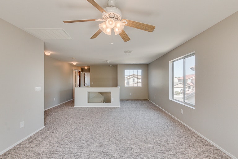 Photo 12 of 28 - 1133 E Poncho Ln, San Tan Valley, AZ 85143