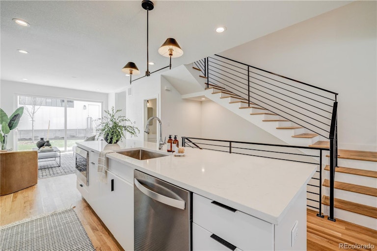Photo 8 of 40 - 3422 S Grant St, Englewood, CO 80113