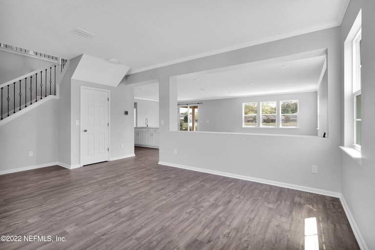 Photo 9 of 39 - 400 Heritage Oaks Dr, Saint Johns, FL 32259