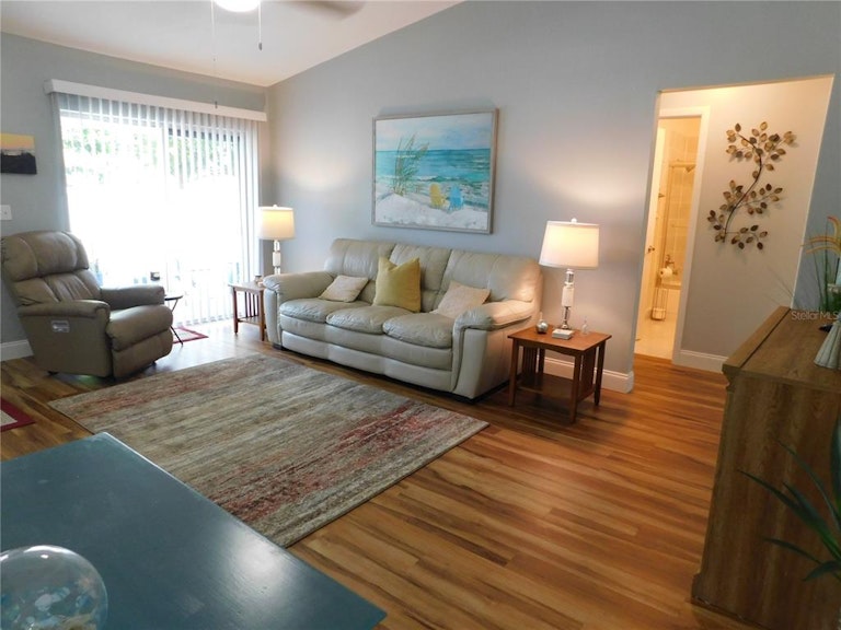 Photo 3 of 18 - 4006 34th Ave W #80, Bradenton, FL 34205