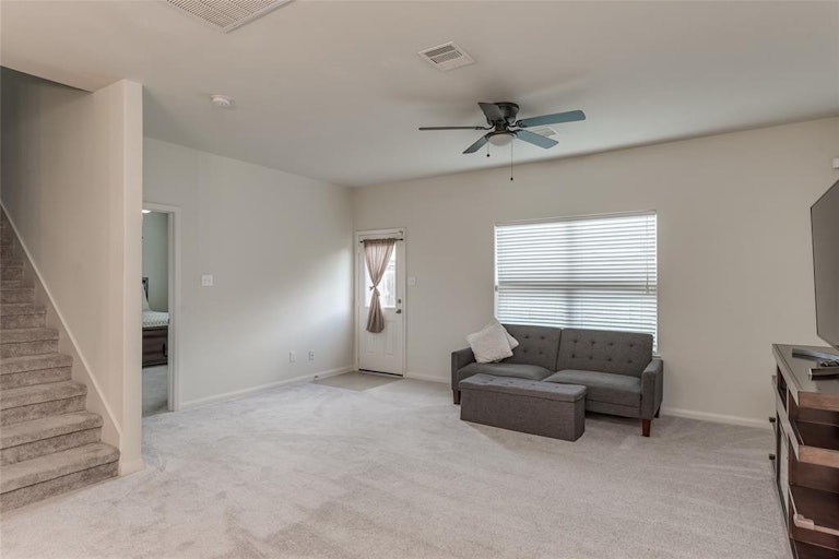 Photo 9 of 22 - 9006 Stagewood Dr, Humble, TX 77338