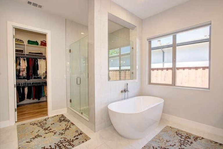 Photo 31 of 78 - 744 Oliver Ct, Folsom, CA 95630
