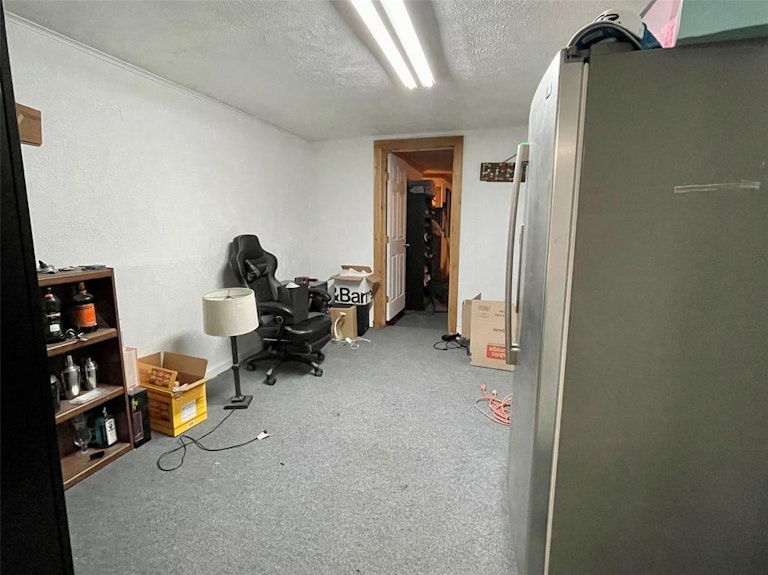 Photo 21 of 26 - 131 N Roe St, Fort Worth, TX 76108