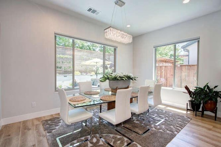 Photo 22 of 78 - 744 Oliver Ct, Folsom, CA 95630