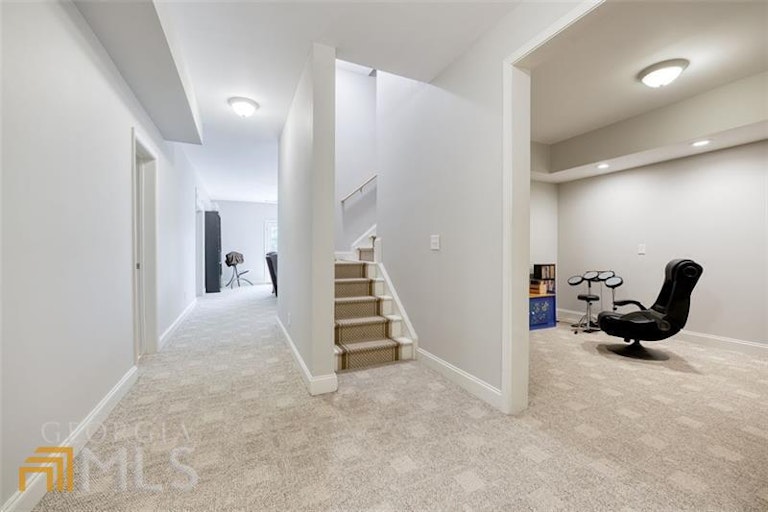 Photo 36 of 71 - 6021 Stillwater Pl, Flowery Branch, GA 30542