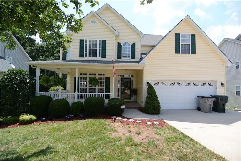 Photo 1 of 44 - 4454 Timberwood Dr, Gastonia, NC 28056