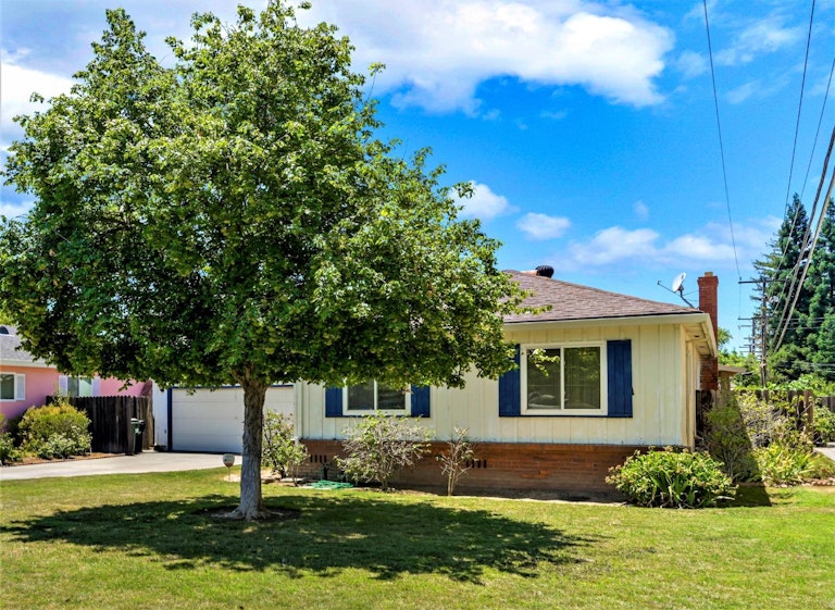 Photo 30 of 31 - 3359 Becerra Way, Sacramento, CA 95821