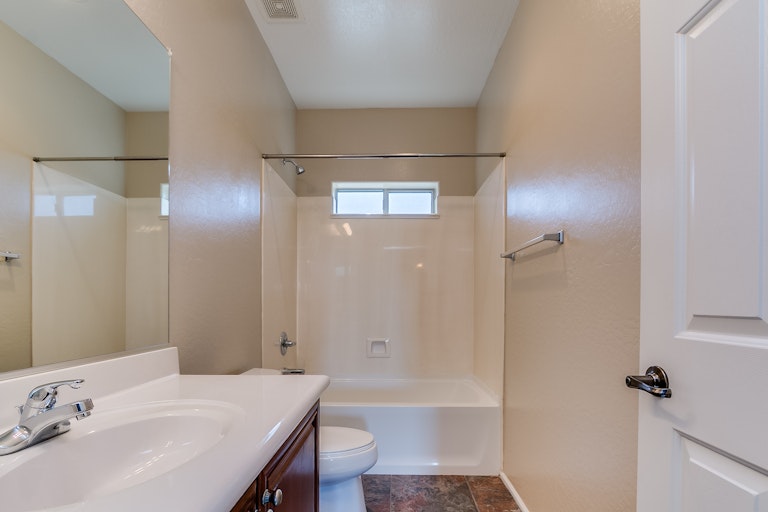 Photo 27 of 37 - 29660 W Fairmount Ave, Buckeye, AZ 85396