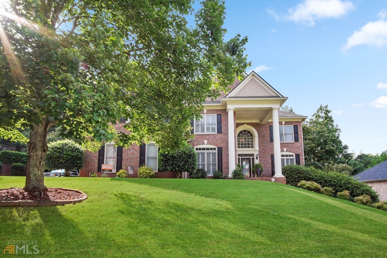 Photo 2 of 39 - 265 Millhaven Lndg, Fayetteville, GA 30215