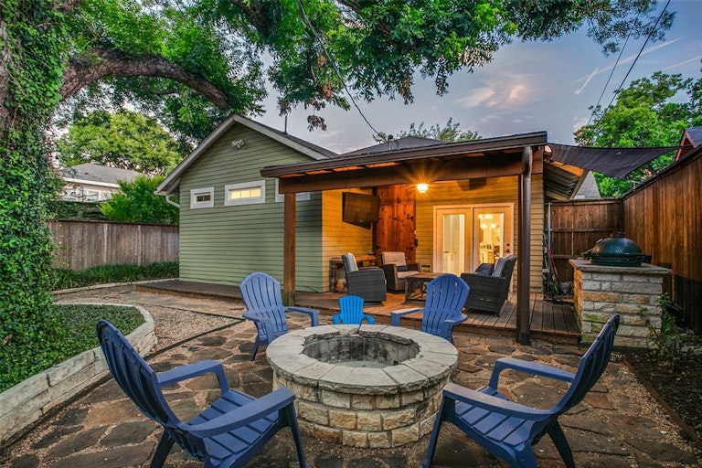 Photo 22 of 24 - 5733 Belmont Ave, Dallas, TX 75206