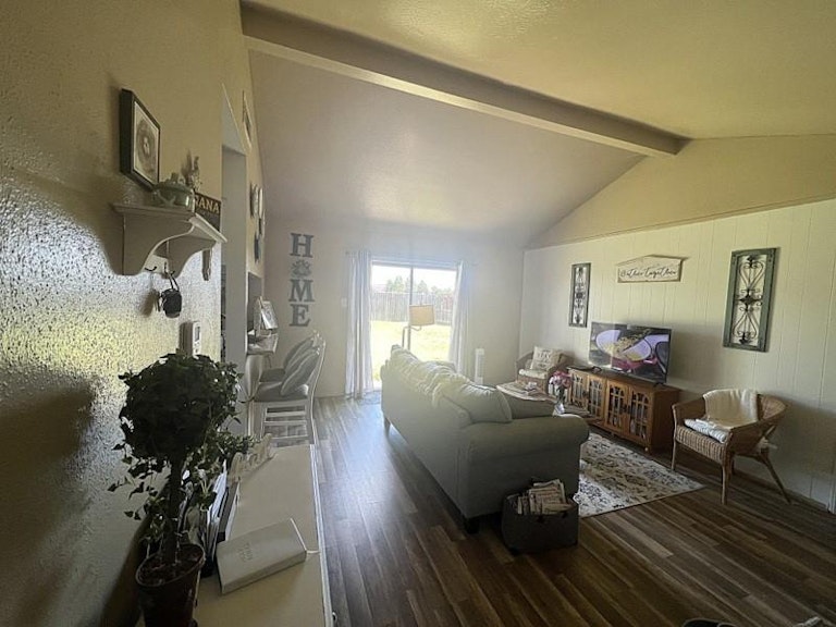 Photo 2 of 9 - 13426 Greenbriar Dr, Sugar Land, TX 77498