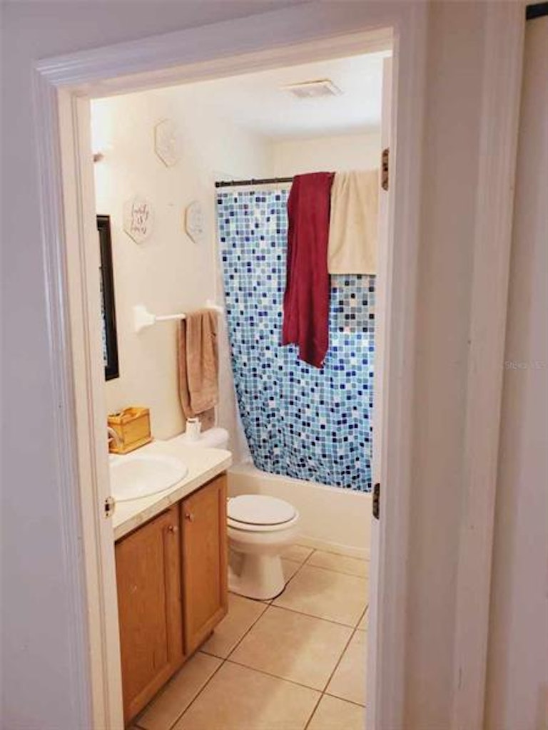 Photo 3 of 14 - 2819 Orchard Cir, North Port, FL 34288
