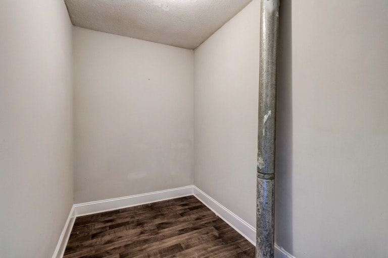 Photo 17 of 28 - 1518 Tanglewood Way NW, Conyers, GA 30012