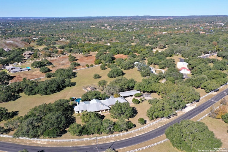 Photo 44 of 51 - 31925 Rolling Acres Trl, Boerne, TX 78015