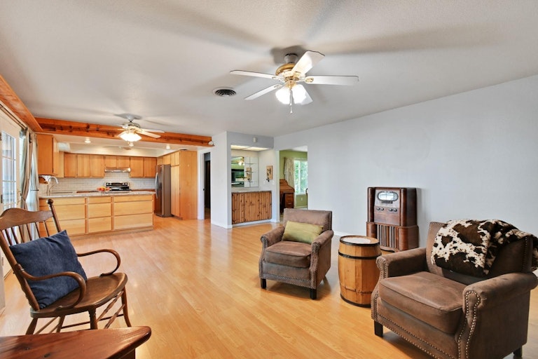 Photo 12 of 70 - 459 Wilder Ave, Yuba City, CA 95993