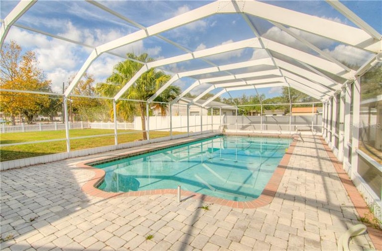 Photo 24 of 25 - 790 N 8th St, Eagle Lake, FL 33839