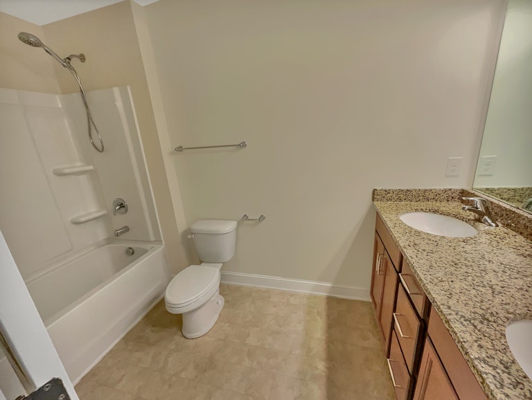 Photo 15 of 18 - 155 Cliffview Dr, Garner, NC 27529