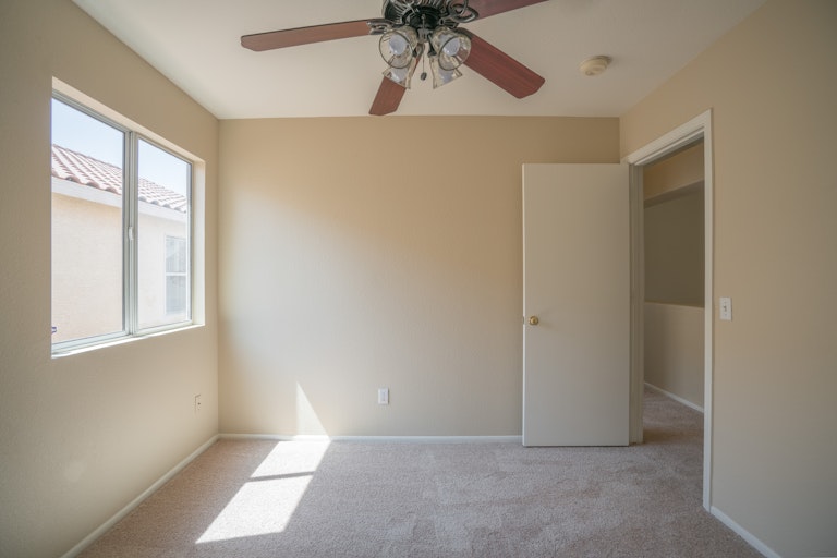 Photo 15 of 19 - 10426 W Orange Dr, Glendale, AZ 85307
