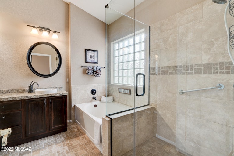 Photo 21 of 42 - 2264 W Noble Heights Dr, Tucson, AZ 85742