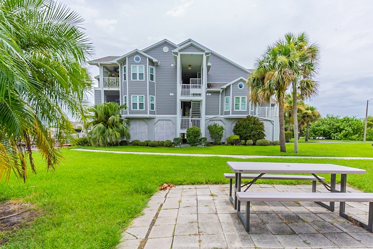 Photo 23 of 23 - 5712 Biscayne Ct #201, New Port Richey, FL 34652