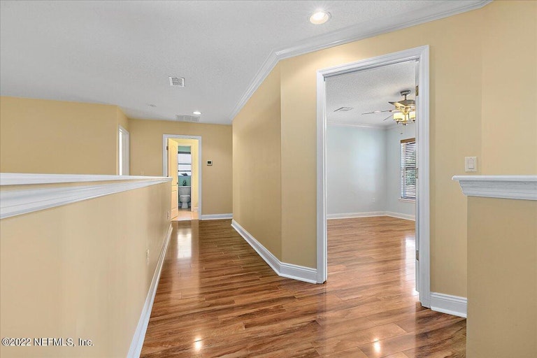 Photo 19 of 40 - 627 Battersea Dr, Saint Augustine, FL 32095