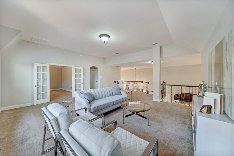 Photo 4 of 43 - 2740 Cape Pearl Dr, Grand Prairie, TX 75054