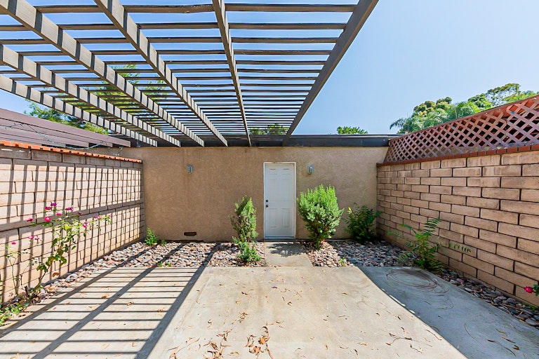 Photo 26 of 27 - 2828 Monroe St, Riverside, CA 92504