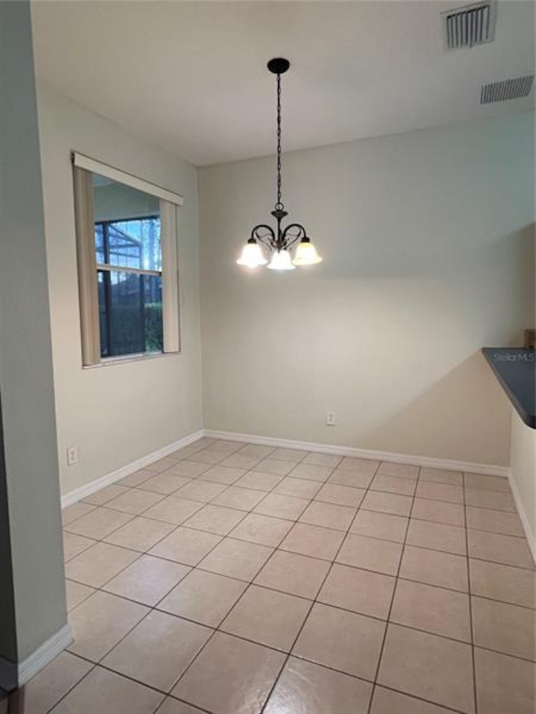 Photo 19 of 43 - 360 Tupelo Cir, Davenport, FL 33897