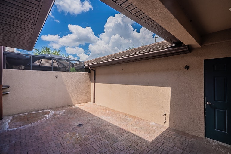Photo 27 of 28 - 10611 Village Lake Rd, Windermere, FL 34786