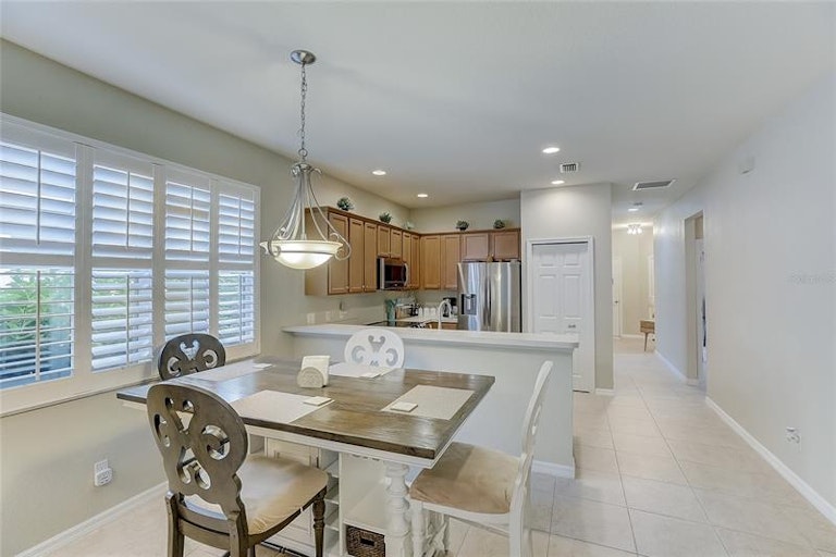Photo 9 of 51 - 11815 Tempest Harbor Loop, Venice, FL 34292