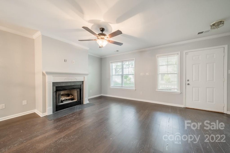 Photo 9 of 33 - 17360 Villanova Rd, Huntersville, NC 28078