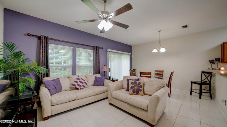 Photo 6 of 26 - 12329 Mangrove Forest Ct, Jacksonville, FL 32218