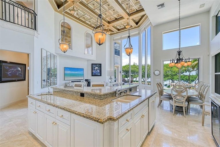 Photo 26 of 76 - 3550 Fair Oaks Ln, Longboat Key, FL 34228