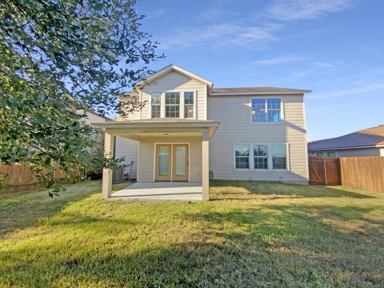 Photo 23 of 27 - 111 Salerno Dr, San Marcos, TX 78666