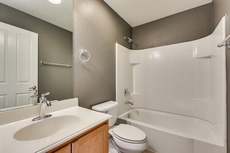 Photo 21 of 27 - 15832 Mirasol Dr, Fort Worth, TX 76177