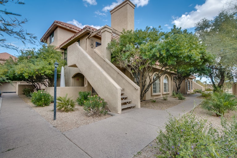 Photo 1 of 22 - 1211 N Miller Rd #227, Scottsdale, AZ 85257