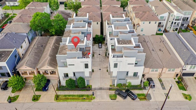 Photo 43 of 49 - 5638 Petty St Unit C, Houston, TX 77007