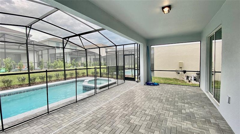 Photo 10 of 64 - 7188 Oakmoss Loop, Davenport, FL 33837