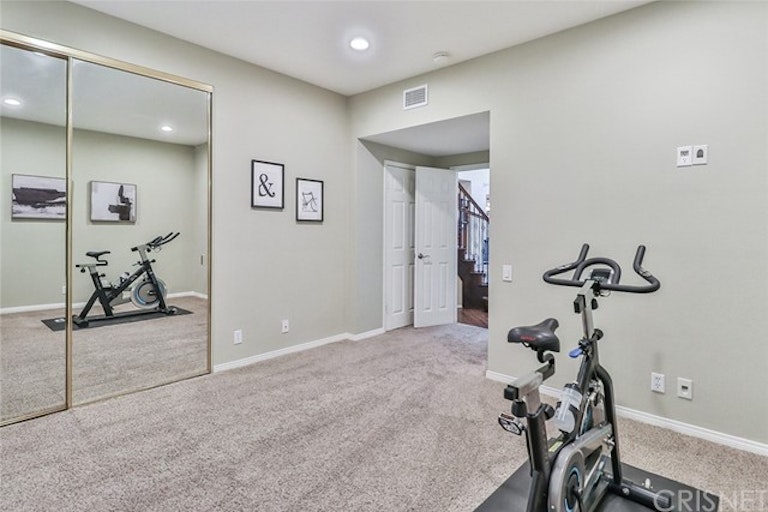 Photo 30 of 75 - 4077 Bending Oak Ct, Moorpark, CA 93021