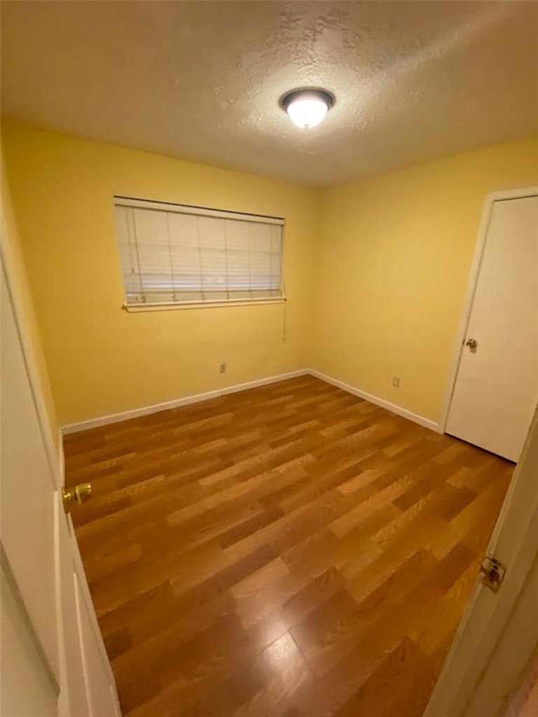 Photo 10 of 25 - 15211 Heron Park Dr, Humble, TX 77396