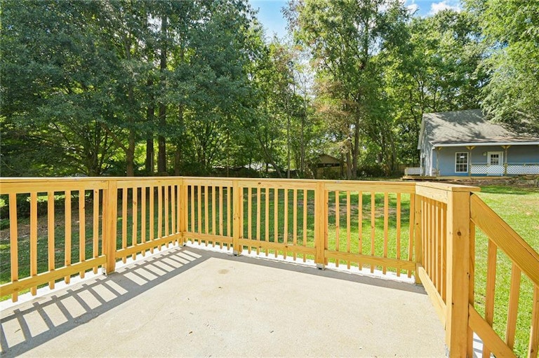 Photo 16 of 25 - 2198 Perkerson Mill Rd, Austell, GA 30106